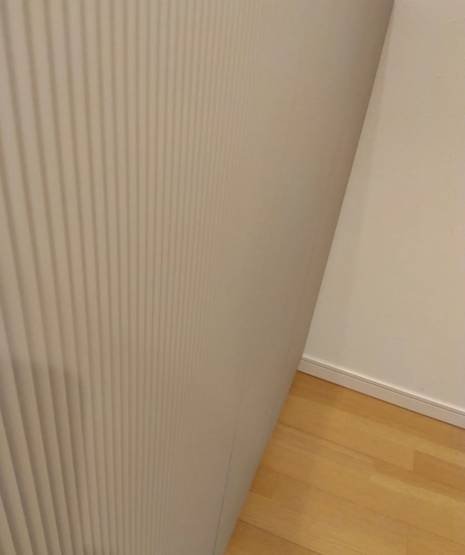 リブの扉がかわいいパントリー収納