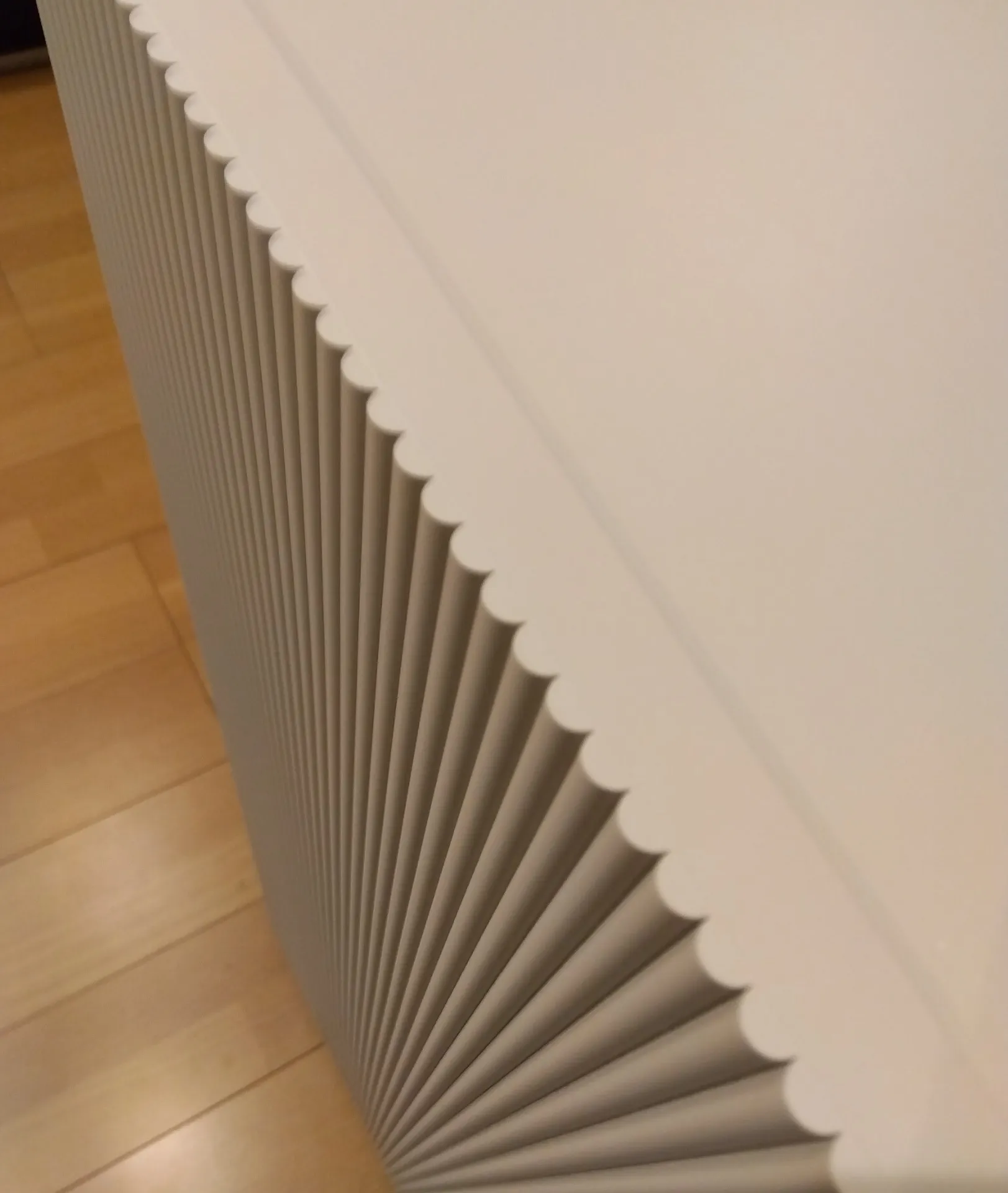 リブの扉がかわいいパントリー収納