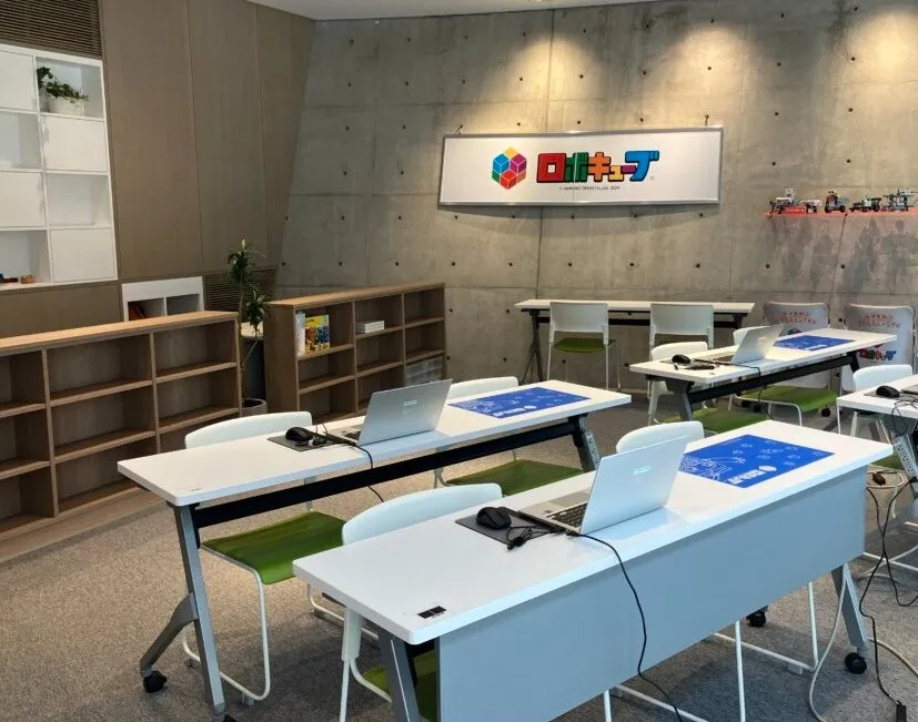 既設デスクの目隠し収納